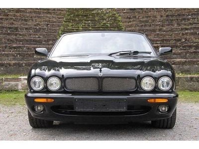 Jaguar XJR