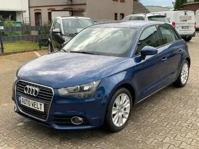 Gebraucht Audi A1 Sportback Attraction 105 PS (77 kW) 2012 Schwarz Kleinwagen