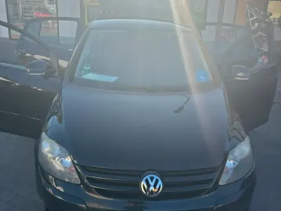 Gebraucht VW Golf Plus Cross 105 PS (77 kW) 2010 Schwarz Kleinwagen