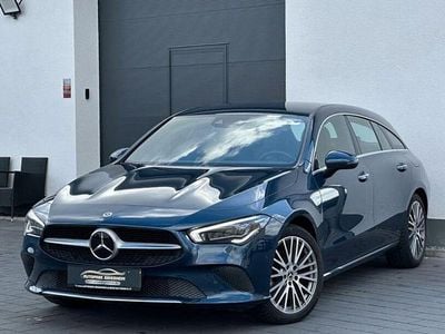 Begagnad Mercedes CLA180 118 HK (86 kW) 2019 Blå Sedan