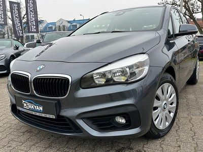 Grau Gebraucht 2016 BMW 218 Advantage Kombi | 13.990 € (Fairer Preis)