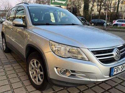 Gebraucht VW Tiguan Trendline 150 PS (110 kW) 2009 Grau SUV