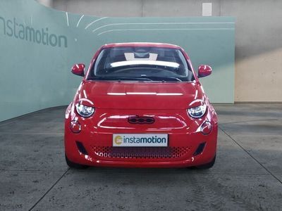 Gebraucht Fiat 500e Red 69 kW (95 PS) 2024 Rot Limousine