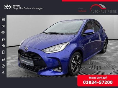 Gebraucht Toyota Yaris Hybrid 116 PS (85 kW) 2025 Juniper blue metallic Limousine