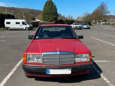 Occasion Mercedes 190 109 ch (80 kW) 1992 Rouge Berline