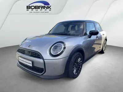Begagnad Mini Cooper Classic 156 HK (114 kW) 2024 Silver Halvkombi