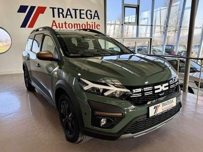 Safarigrãœngrau Gebraucht 2025 Dacia Jogger Extreme Van / Kleinbus | 25.590 € (Fairer Preis)