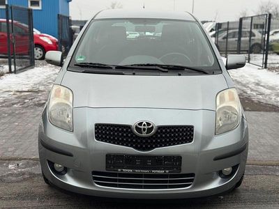 Gebraucht Toyota Yaris Executive 87 PS (63 kW) 2007 Silber Kleinwagen