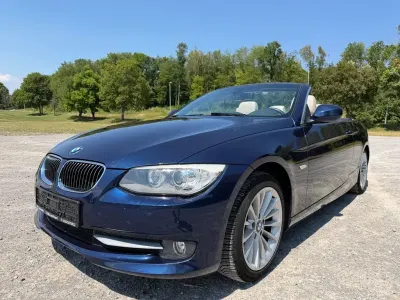Gebraucht BMW 325 Cabriolet 204 PS (150 kW) 2012 Blau Cabrio