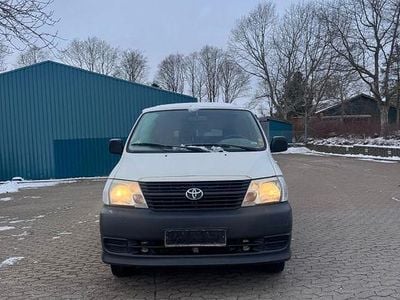 Gebraucht 2011 Toyota HiAce Van / Kleinbus | 7.400 € (Teuer)