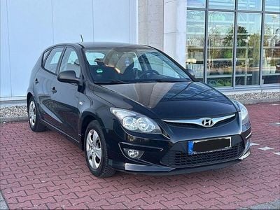 Usata Hyundai i30 Edition 109 CV (80 kW) 2011 Nero Berlina