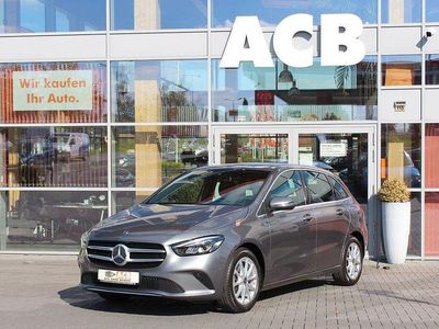 Usata Mercedes B200 Business 174 CV (127 kW) 2019 Grigio Monovolume