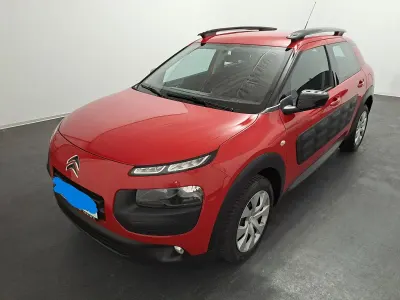 Gebraucht Citroën C4 Feel 82 PS (60 kW) 2015 Rot Limousine