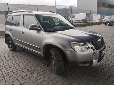 Gebraucht Skoda Yeti Ambition 140 PS (102 kW) 2013 Grau SUV