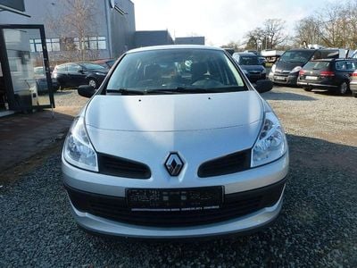 Gebraucht Renault Clio III Expression 75 PS (55 kW) 2006 Grau Kleinwagen