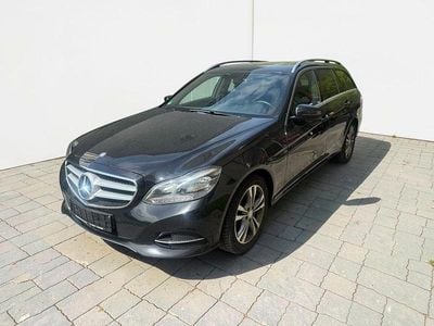 Gebraucht Mercedes E250 204 PS (150 kW) 2015 Schwarz Kombi