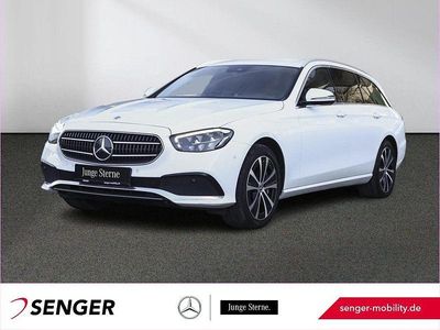 Weiß Gebraucht 2022 Mercedes E300 Avantgarde Limousine | 29.980 € (Fairer Preis)
