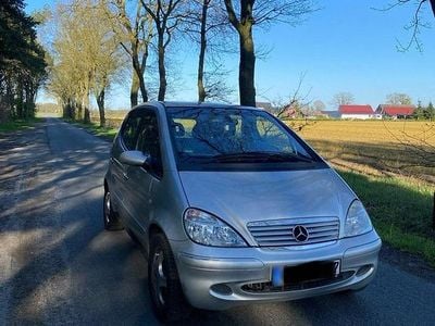Brugt Mercedes A190 125 HK (91 kW) 2000 Grå Hatchback