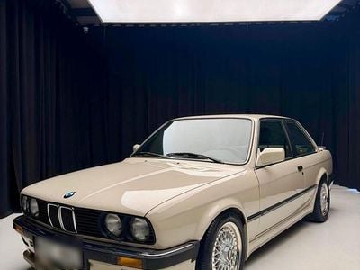 Gebraucht BMW 323 150 PS (110 kW) 1988 Braun Coupé