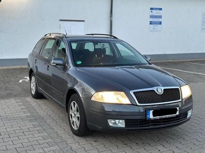 Gebraucht Skoda Octavia 105 PS (77 kW) 2008 Grau Kombi