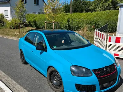 Używany VW Jetta 200 KM (147 kW) 2006 Niebieski Sedan/Limuzyna