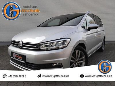 Gebraucht VW Touran Highline 150 PS (110 kW) 2021 Silber Van / Kleinbus
