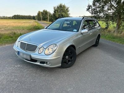 Mercedes E220