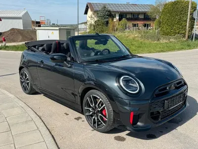 Nieuw Mini John Cooper Works Cabriolet 231 PK (169 kW) 2026 Grijs Cabriolet
