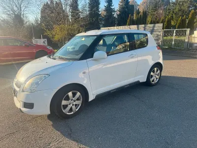 Gebraucht Suzuki Swift 93 PS (68 kW) 2009 Weiß Kleinwagen