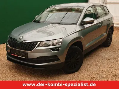 Gebraucht Skoda Karoq Active 116 PS (85 kW) 2020 Seda business/business grey SUV