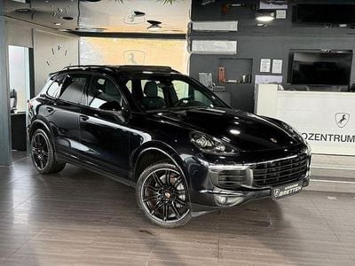 Schwarz Gebraucht 2018 Porsche Cayenne Platinum Edition SUV | 33.900 € (Fairer Preis)