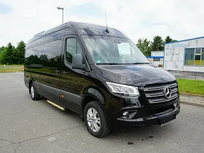 Gebraucht Mercedes Sprinter 190 PS (139 kW) 2020 Schwarz Van
