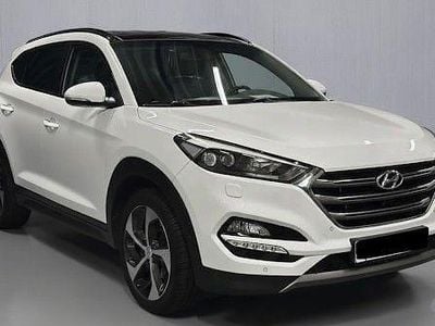 Weiß Gebraucht 2016 Hyundai Tucson Style SUV | 13.800 € (Fairer Preis)