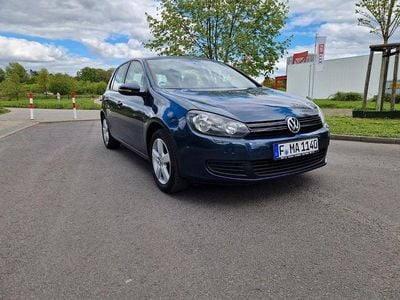 Usata VW Golf VI Trendline 105 CV (77 kW) 2010 Blu Utilitaria