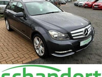 Gebraucht Mercedes C180 Avantgarde 156 PS (114 kW) 2014 Grau metallic Kombi