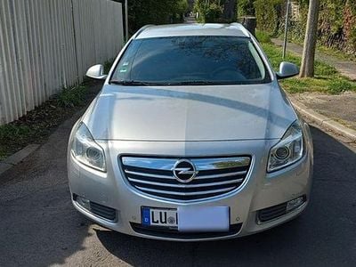 Second-hand Opel Insignia Innovation 160 CP (117 kW) 2011 Gri Break