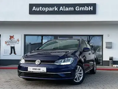 Gebraucht VW Golf VII Comfortline 150 PS (110 kW) 2019 Blau Limousine