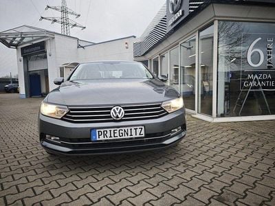 Gebraucht VW Passat Comfortline 179 PS (131 kW) 2015 Schwarz Limousine