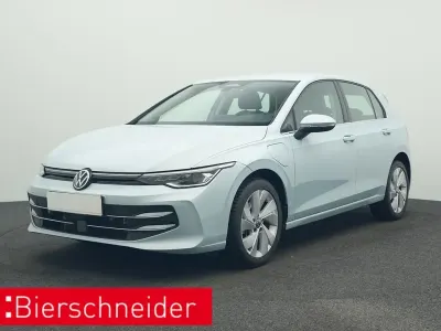 Gebraucht VW Golf VIII 204 PS (150 kW) 2025 Blau Limousine