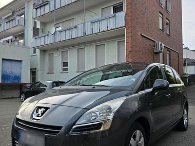 Usata Peugeot 5008 156 CV (114 kW) 2012 Grigio Monovolume