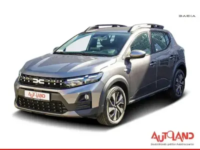 Neu Dacia Sandero Expression 110 PS (80 kW) 2026 Grau SUV