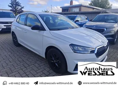 Gebraucht Skoda Fabia Selection 80 PS (58 kW) 2025 Weiß Kleinwagen