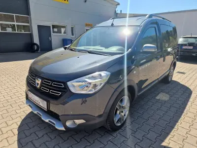 Gebraucht Dacia Dokker Stepway 102 PS (75 kW) 2019 Grau "comete" Van / Kleinbus