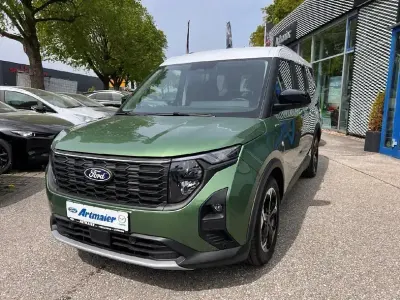 Gebraucht Ford Tourneo Courier Active 125 PS (91 kW) 2025 Grün Van / Kleinbus