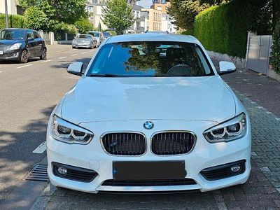 Schwarz Gebraucht 2017 BMW 118 Advantage Kleinwagen | 15.900 € (Teuer)