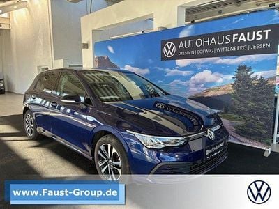 Usata VW Golf VIII United 110 CV (80 kW) 2020 Blu Berlina