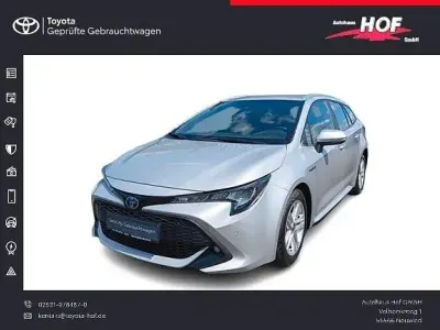 Gebraucht Toyota Corolla 122 PS (89 kW) 2020 Silber Kombi