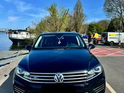 Gebraucht VW Touareg Terrain Tech 262 PS (192 kW) 2015 Schwarz SUV