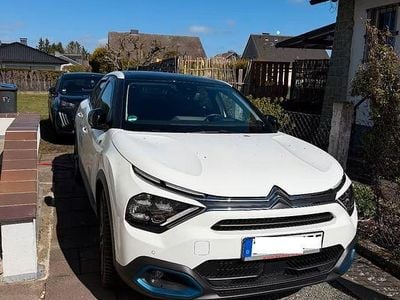 Second-hand Citroën e-C4 Shine 100 kW (136 CP) 2024 Alb Berlinǎ