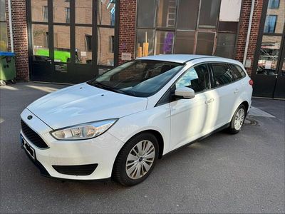 Weiß Gebraucht 2018 Ford Focus Kombi | 6.098 € (Fairer Preis)